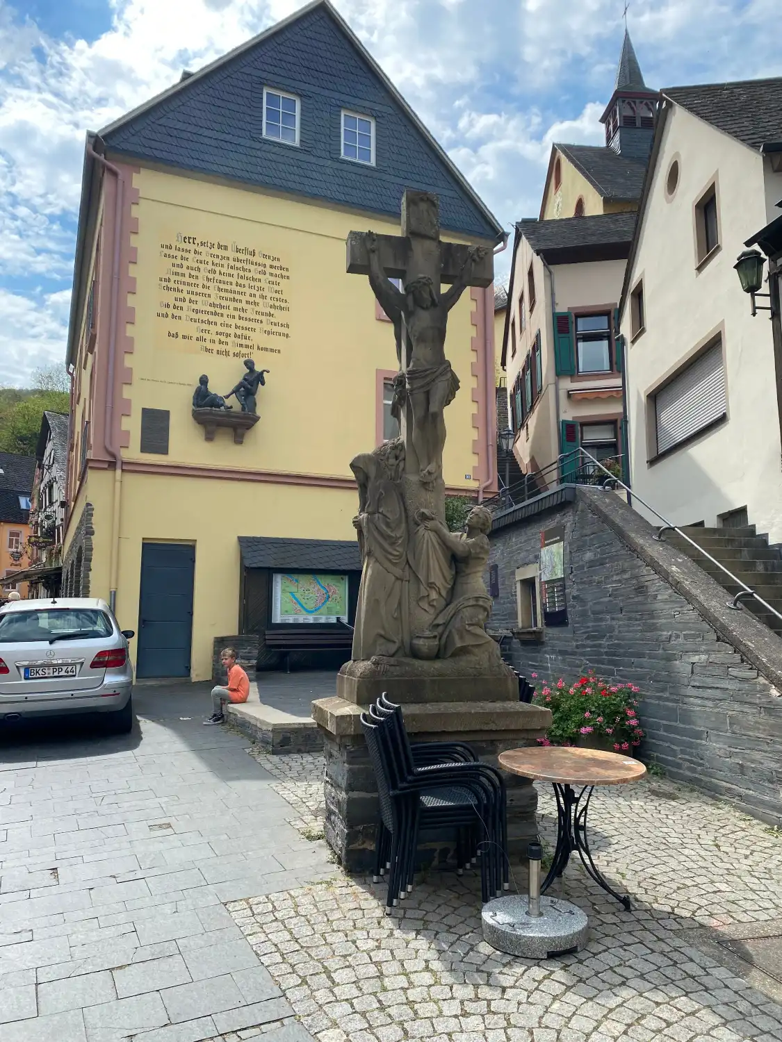 Hotels near Lautenspieler Und Lauscher