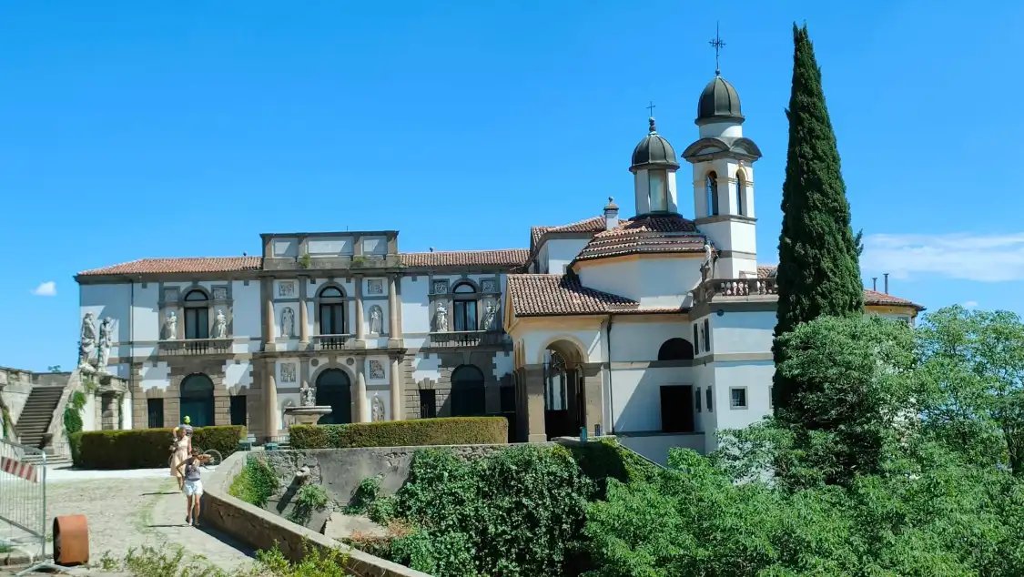 Hotels near Villa Duodo, Balbi Valier
