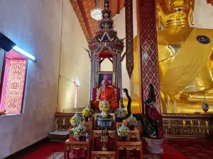 Wat Si Khom Kham, Phayao Lake Town