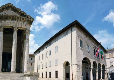 The Town Hall (City Palace)