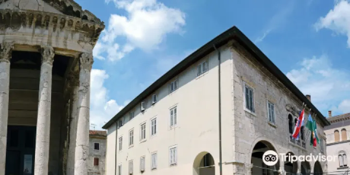 The Town Hall (City Palace)