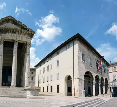 The Town Hall (City Palace)