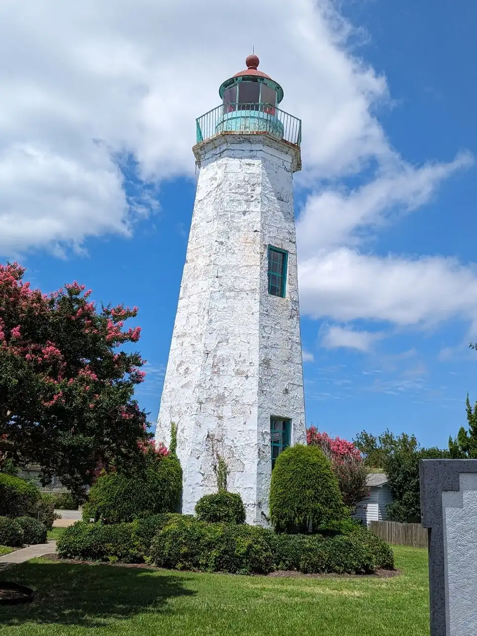 Hotels near Fort Monroe National Monument