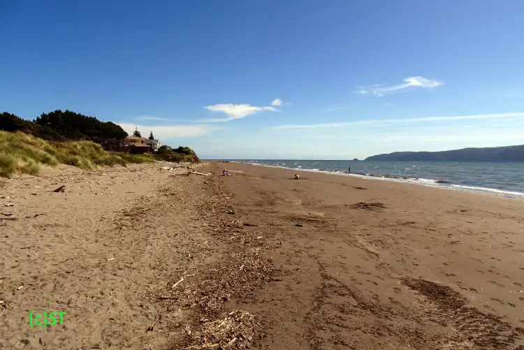 Hotels near Paraparaumu Beach