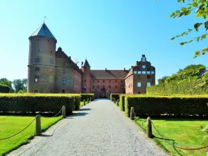 Skarhult Castle