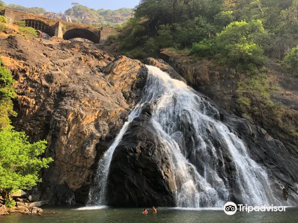 두드사가르 폭포