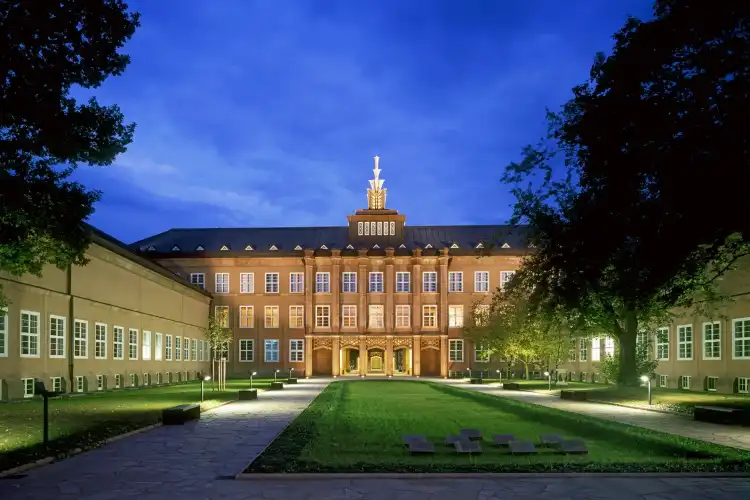 Hotels in der Nähe von GRASSI Museum für Angewandte Kunst