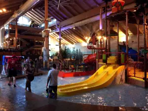 Great Wolf Lodge Water Park | New England