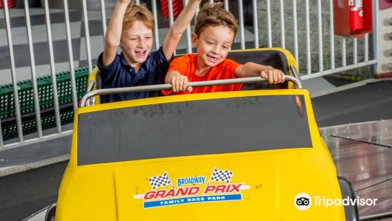Broadway Grand Prix