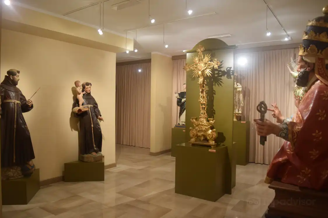 Hotels near Museo Diocesano di Lamezia Terme