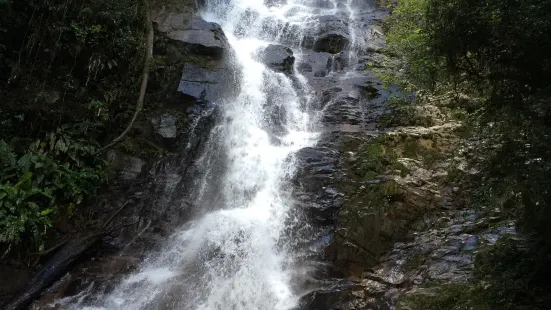 Cachoeira Recanto Feliz