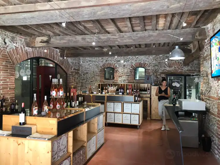Hotels in Thuir