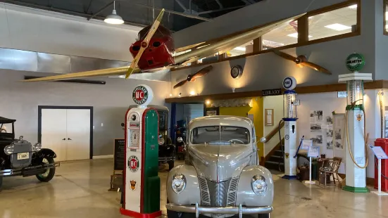 Waukesha Hangar - Poplar Grove Vintage Wings and Wheels Museum