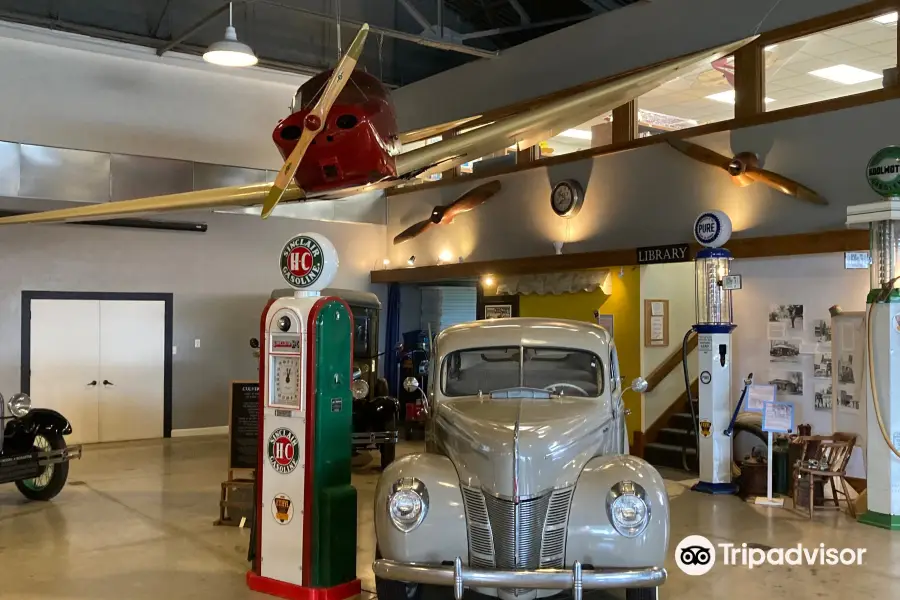 Waukesha Hangar - Poplar Grove Vintage Wings and Wheels Museum