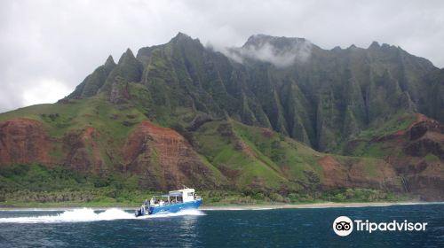 Na Pali Catamaran