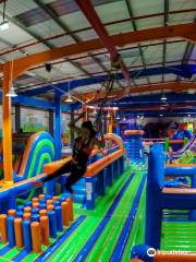 Air Maniax Dubai - Inflatable and Adventure Park