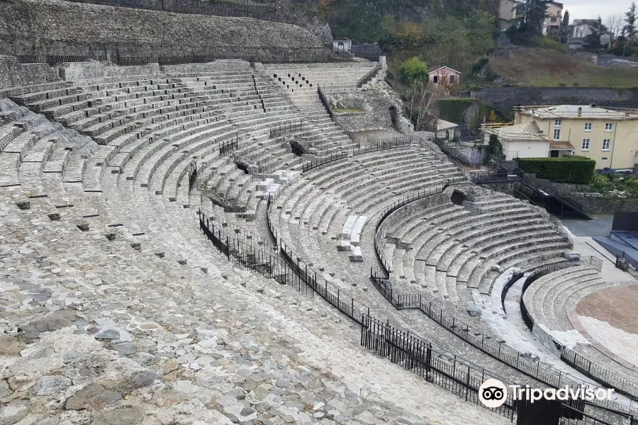 Theatre Romain (Antique)