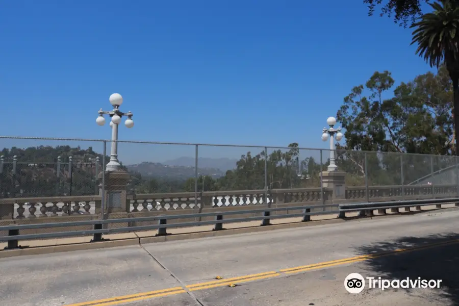 Colorado Street Bridge