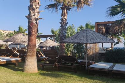 Fly-Inn Beach Club