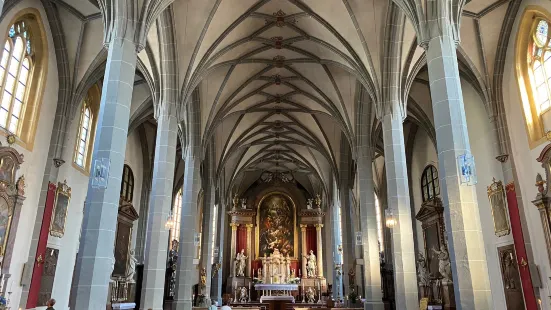 Sankt Phillipp und Jakob (Stiftspfarrkirche)