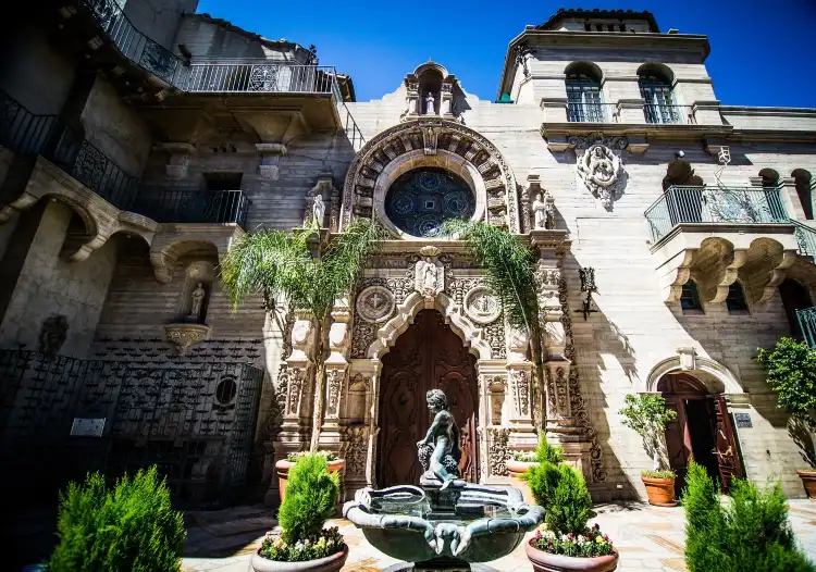 Hotels near Mission Inn Museum