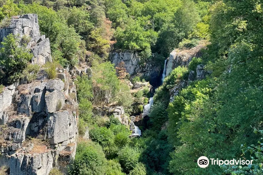 Cascade Le Saut du Chien