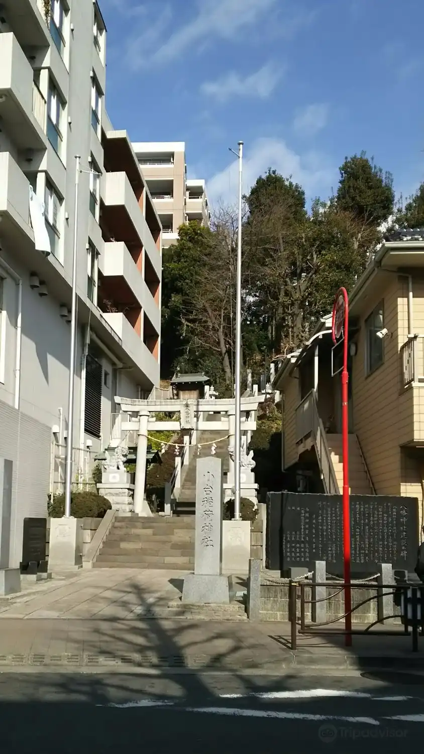 Hotels near Kodaiinari Shrine