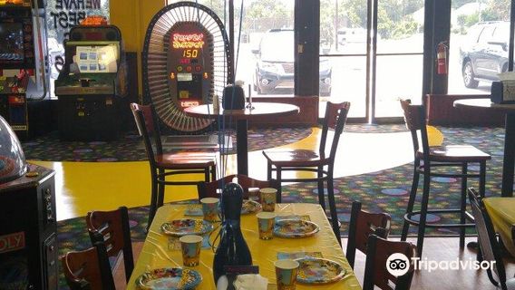 Surfside Bowling Entertainment Center