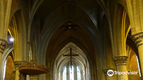 Collegiale Saints Pierre et Guidon