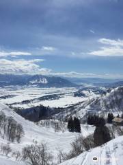 戶狩溫泉滑雪場