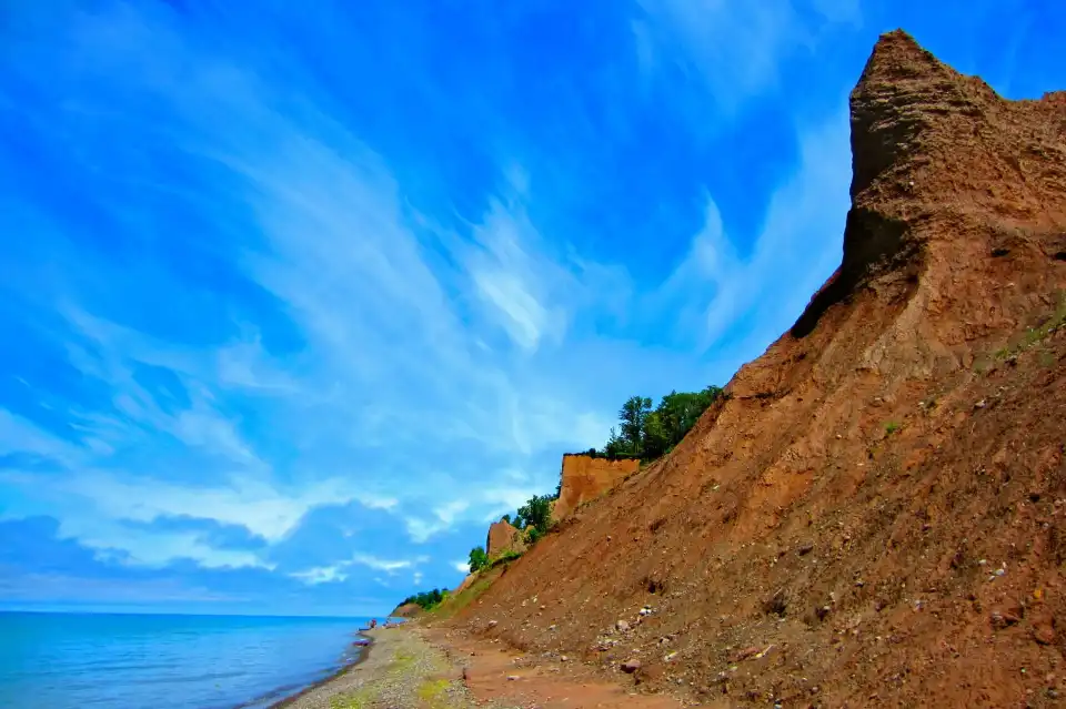 4_Chimney Bluffs State Park
