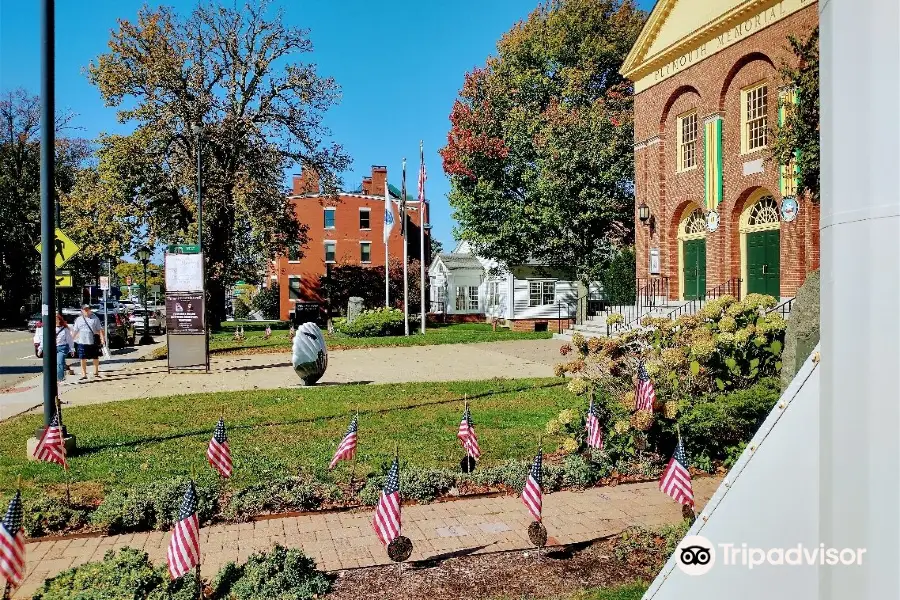 Plymouth Memorial Hall