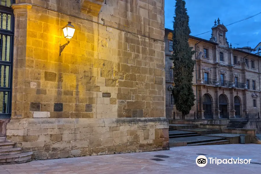 Iglesia de Santa María la Real de la Corte