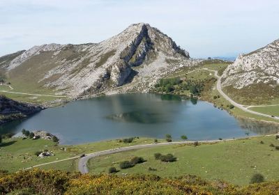 Lake Covadonga