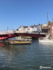 Whitby Swing Bridge