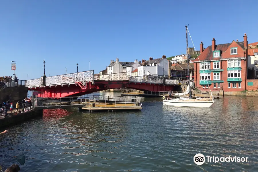 Whitby Swing Bridge