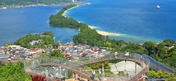 Hotels near Kasamatsu Park