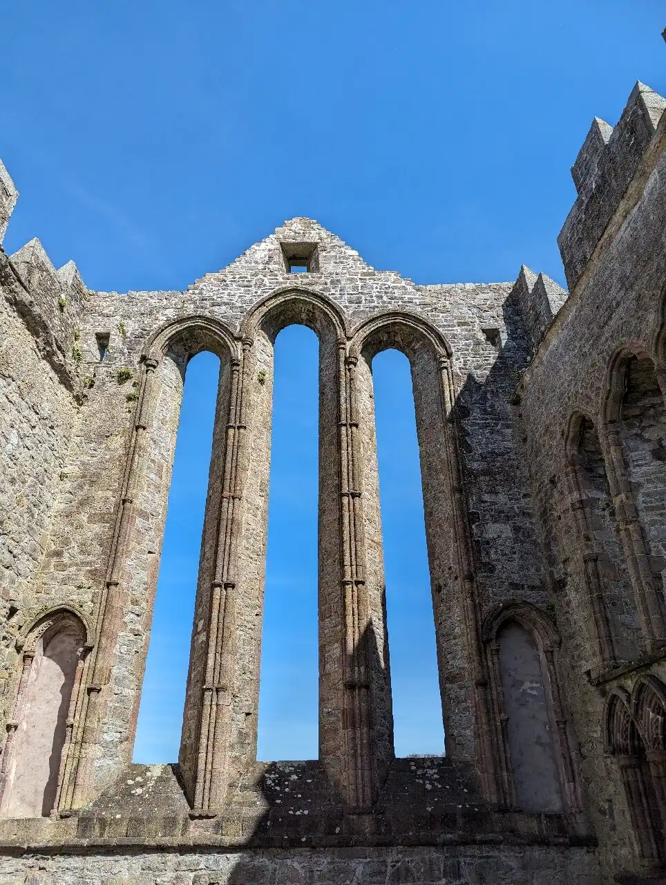 Hotel dekat Ardfert Cathedral