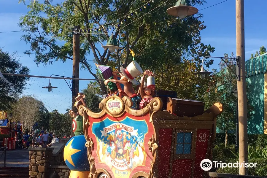 Casey Jr. Splash 'N' Soak Station