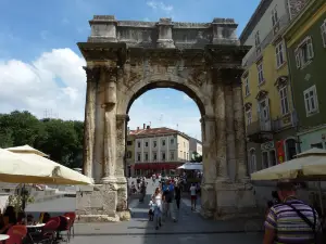 Arco dei Sergi