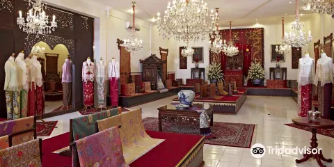 Danar Hadi 蠟染織布博物館