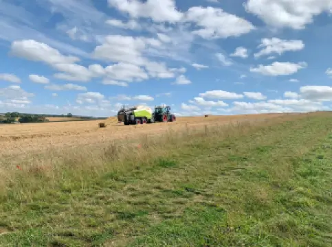 웨스트 케넷 롱 배로우
