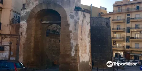Porta San Salvatore