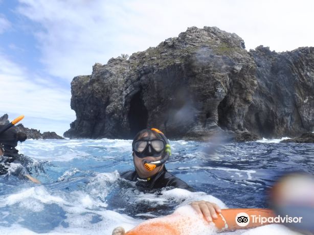 Mike Rapu Diving Center