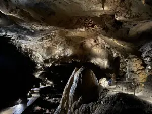 Lurgrotte