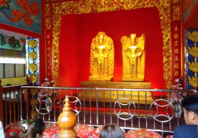 Suphan Buri City Pillar Shrine (San Lak Mueang)