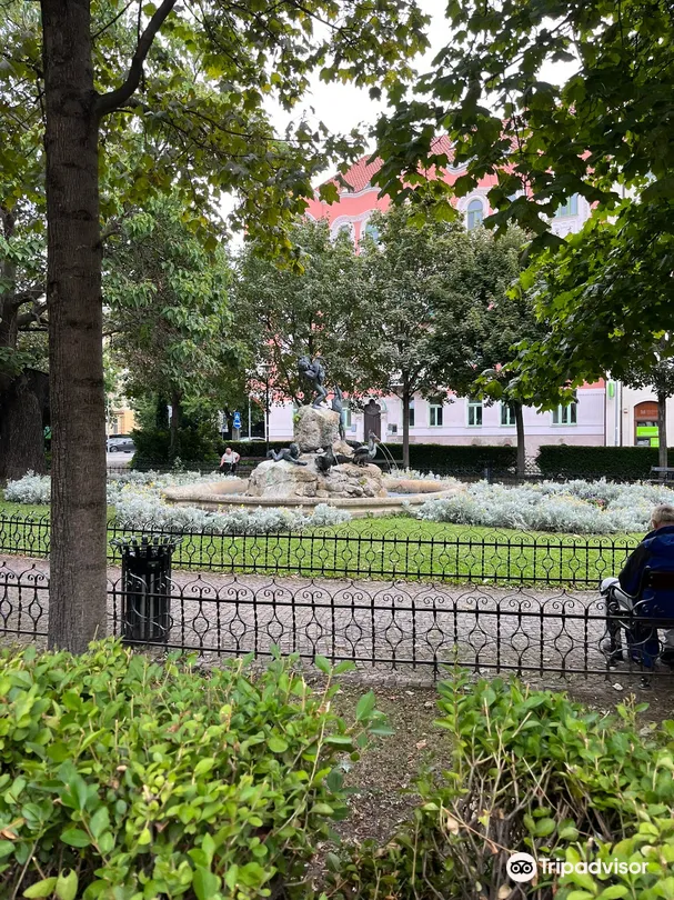 1_The Duck's Fountain