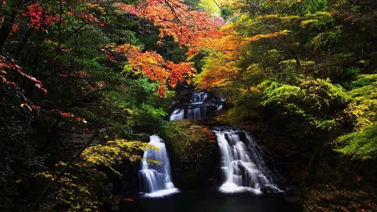 Akame 48 Waterfalls