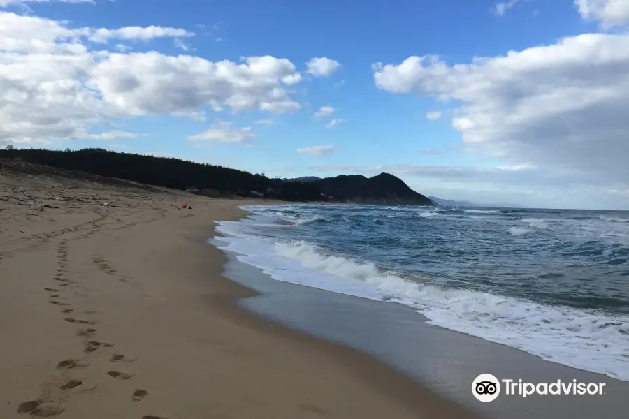 Kotohikihama Beach