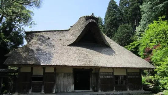 Senko-no-Ie (Former Tsubokawa Residence)